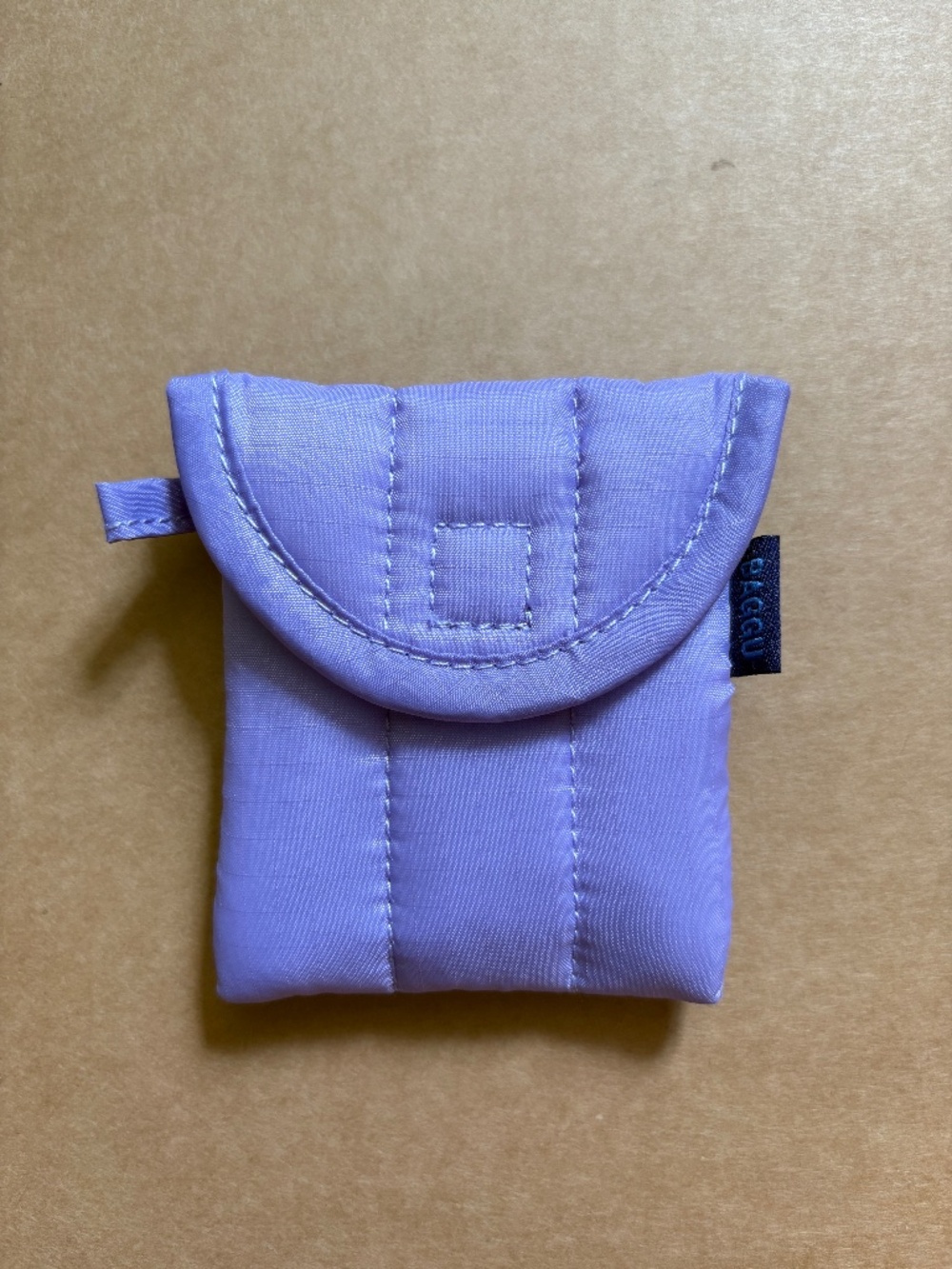 Rare Wisteria Baggu Puffy Earbud Case